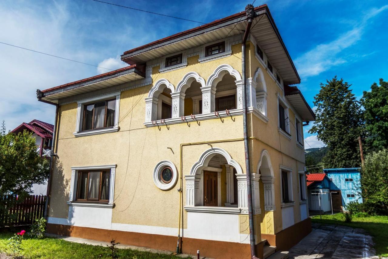 Casa Comfort Câmpulung Moldovenesc Exteriör bild